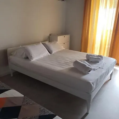 Argo Apartment