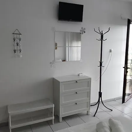 Argo Lejlighed Néoi Póroi