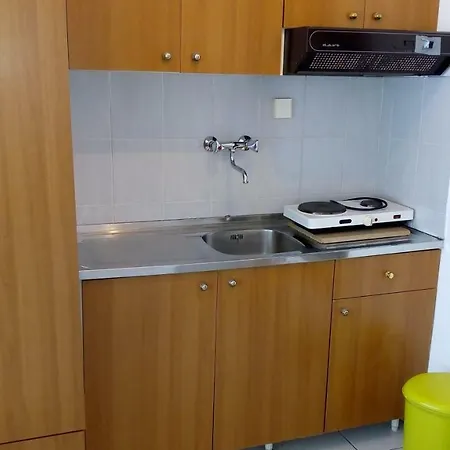 Argo Apartment *